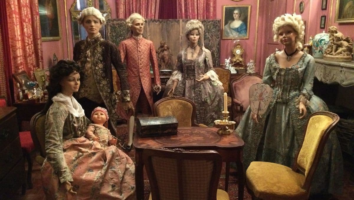 Musée du Costume