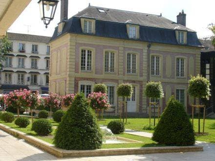 Musée d'art et d'histoire Louis Senlecq