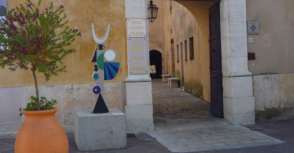 Musée Magnelli - musée de la céramique