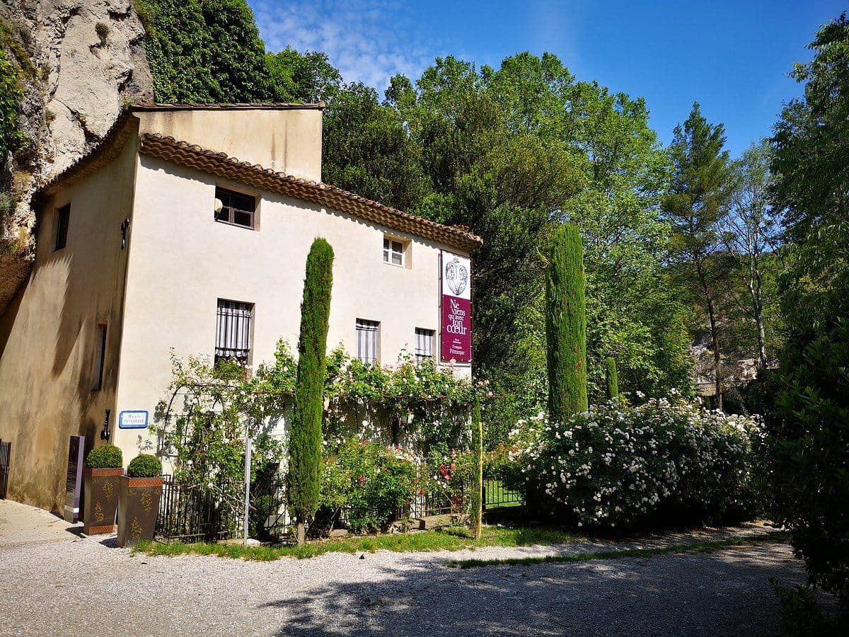 Musée-bibliothèque Pétrarque